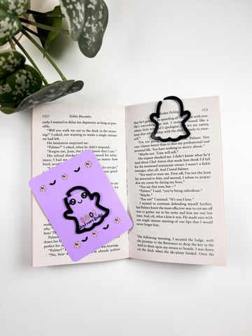 Hey Boo Spooky Cute Ghost Bookmark – “Boo! Read More Books”